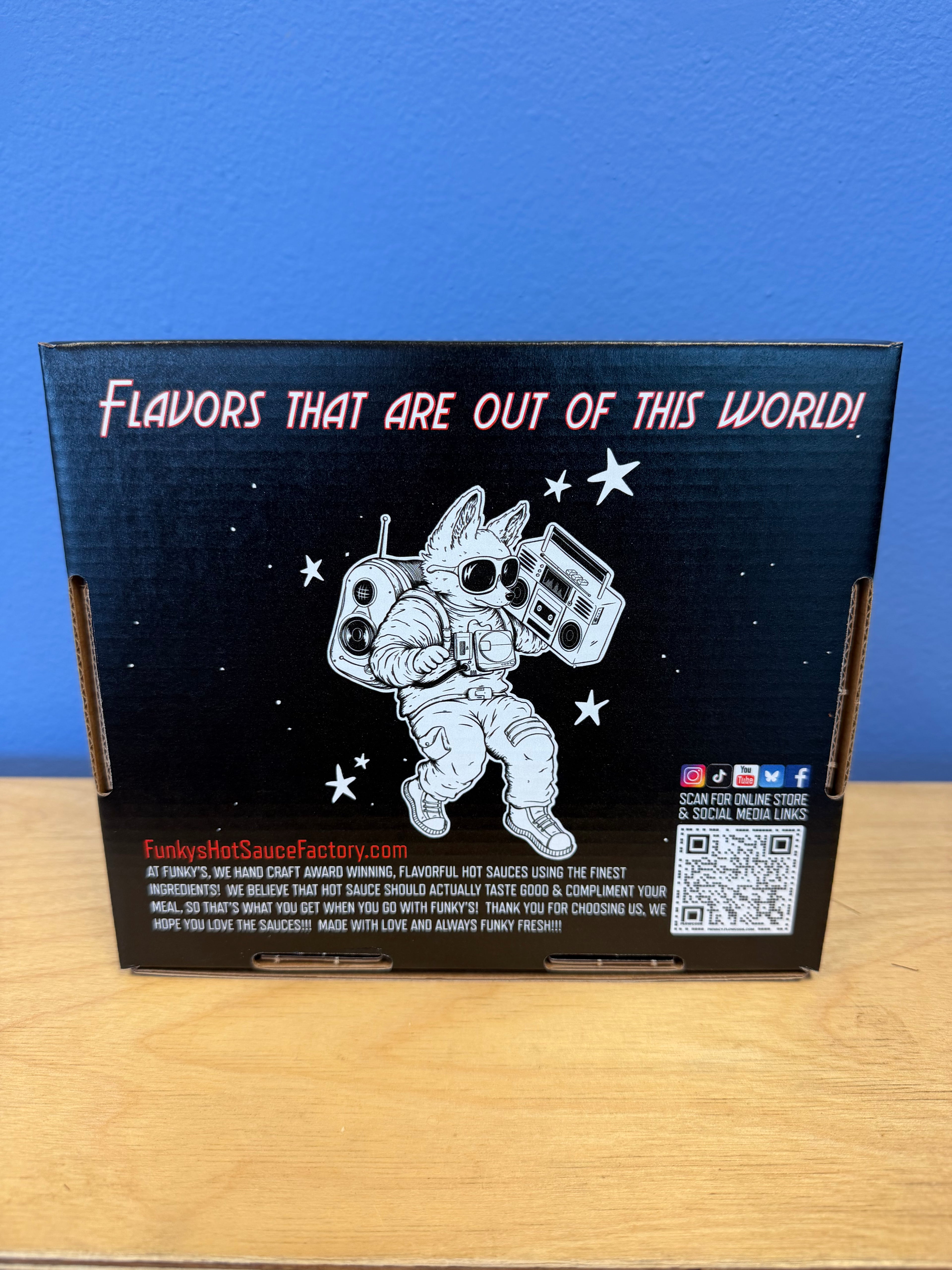 Funky’s 4-pack gift box (empty box)