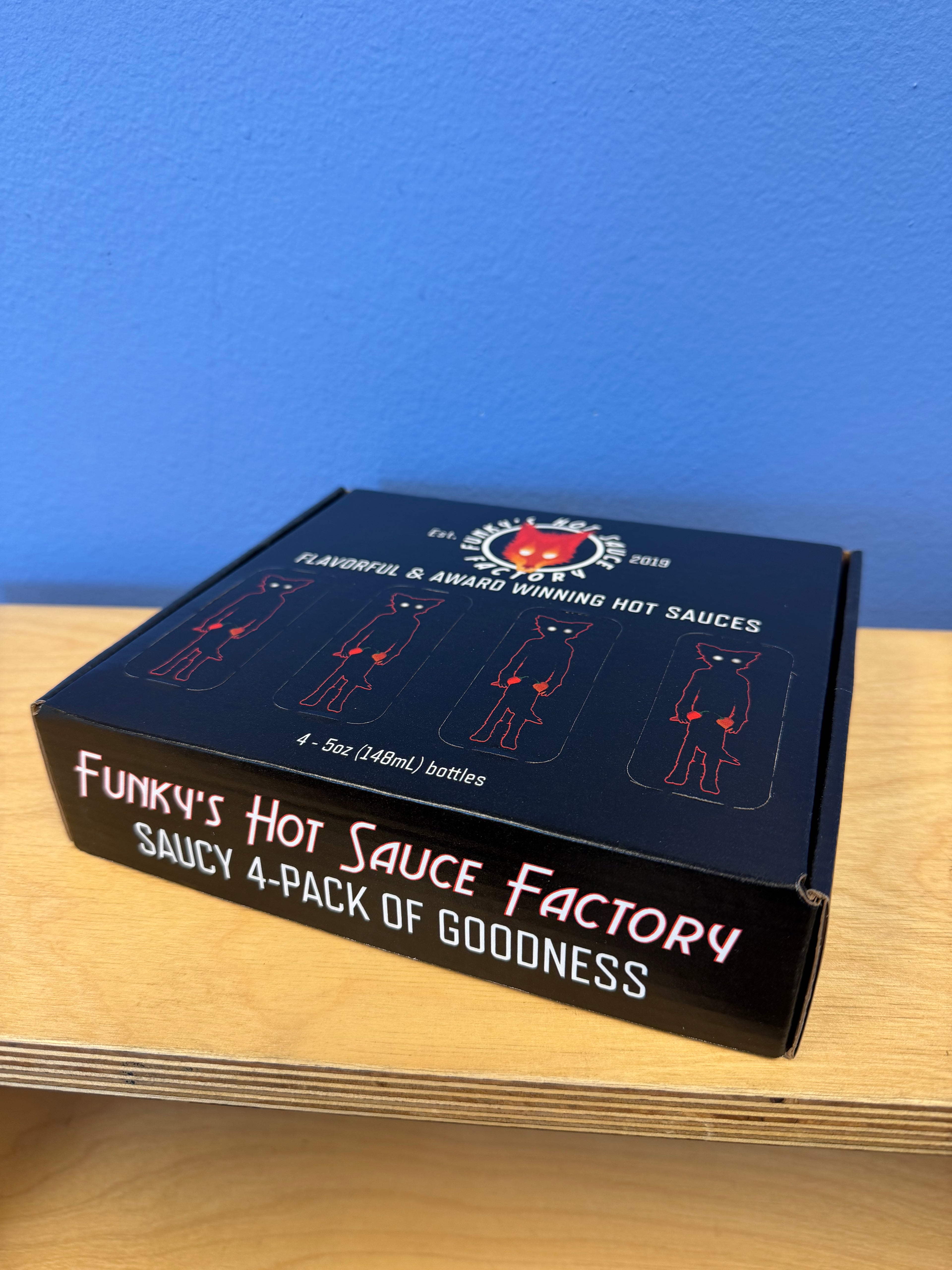 Funky’s 4-pack gift box (empty box)